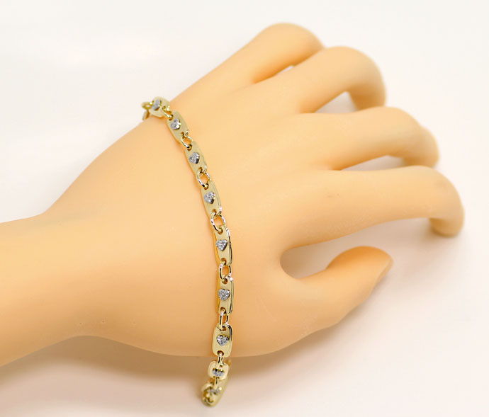 Foto 4 - Massives Plättchen Armband mit Diamant-Weißgold Herzen, S9060